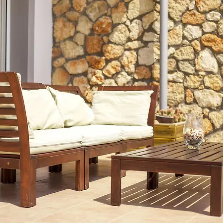 Aethrion Willa Líndos