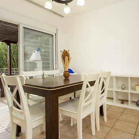 Vila Aethrion *